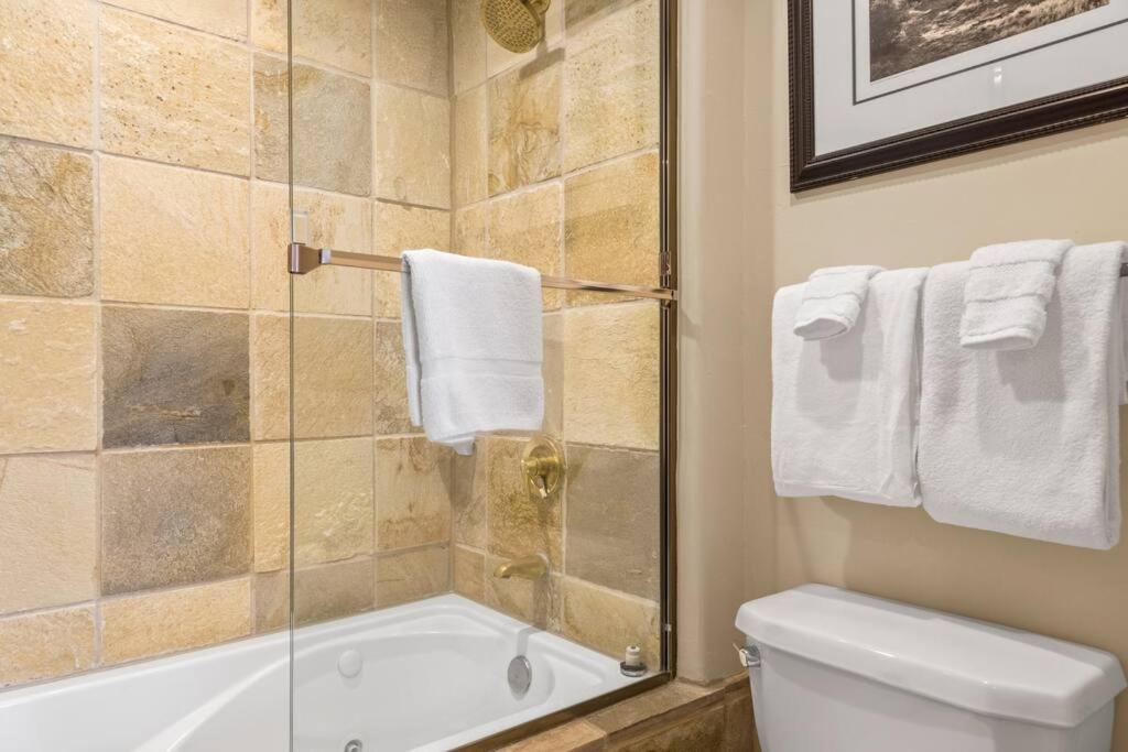 Blue Collar Boutique: Affordable Adventure Aparthotel Telluride Exterior photo